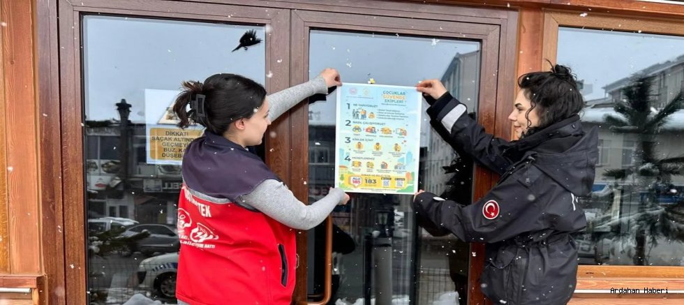 Göle’de Uluslararası Sokak Çocukları Günü Seferberliği: Esnaf ve Vatandaş Bilgilendirildi