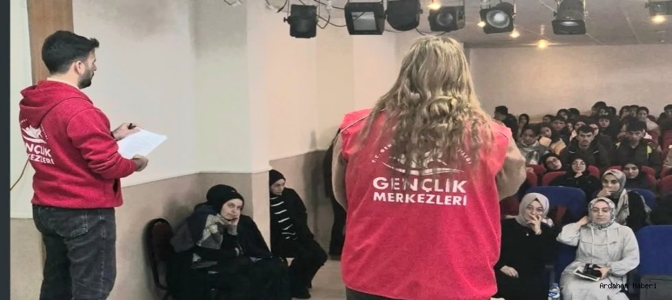 Göle Gençlik Merkezi Gençleri TEKNOFEST ve Deneyap ile Geleceğin Teknolojisine Hazırlıyor