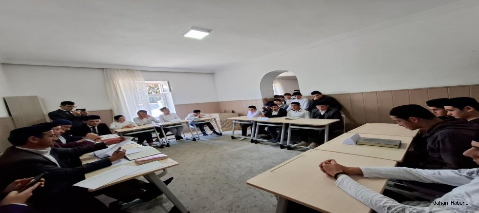 Gürcistan’ın Ahıska bölgesinde Kur’an-ı Kerim’i güzel okuma yarışması düzenlendi