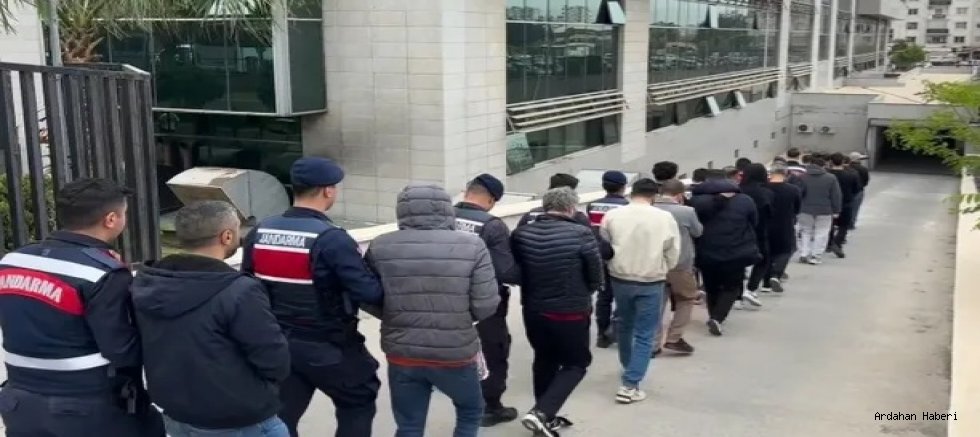 Jandarmadan Dev Siber Operasyon! 16 İlde 7 Milyar Liralık Varlığa Bloke: Ardahan da Listede!