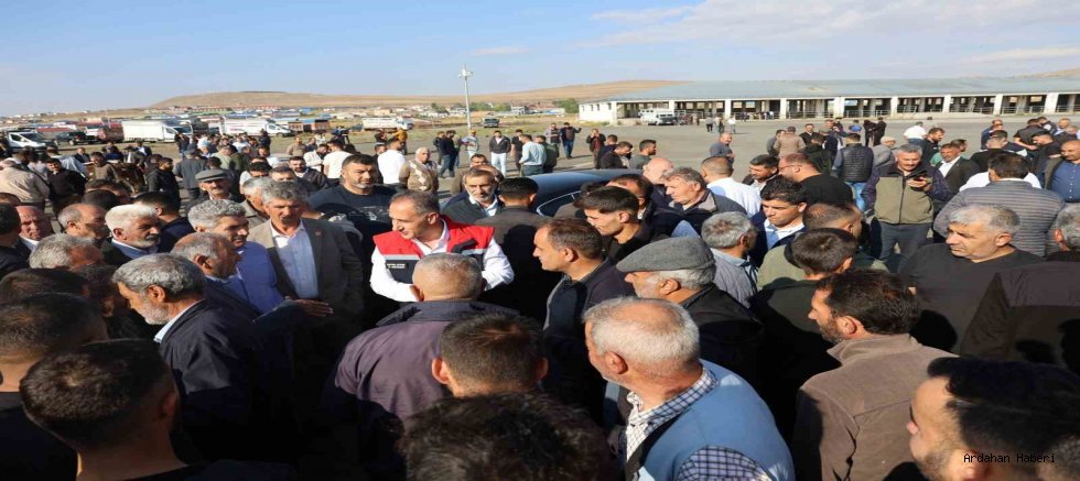 Kars’ta Hayvan Pazarı Uzun Aradan Sonra Yeniden Açıldı