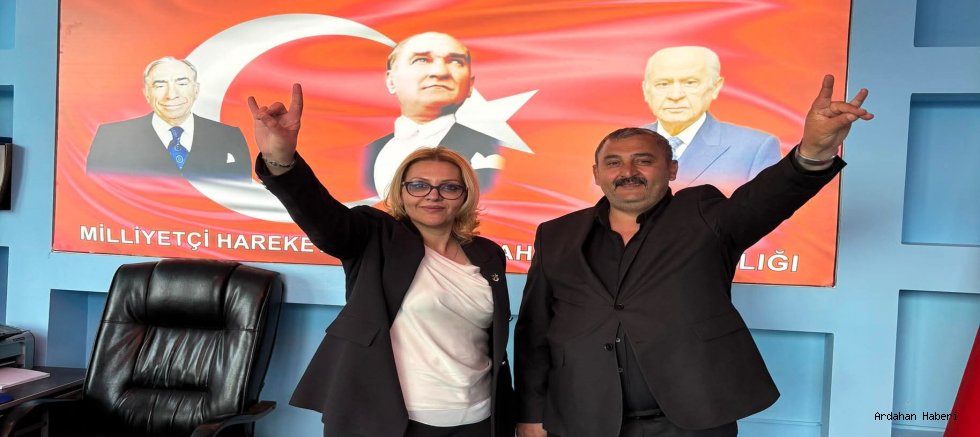 MHP Posof’ta Bayrak Değişimi: Turgay Akyüz Dönemi Başladı