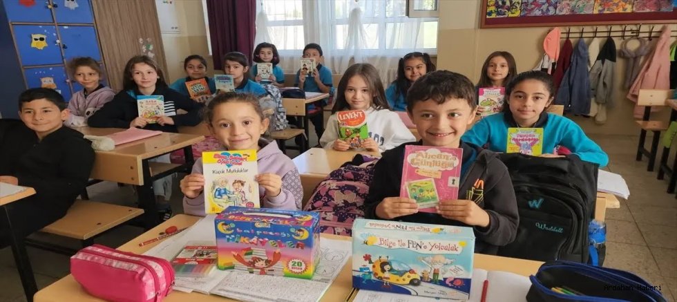 Minik Kalplerden Büyük Bağış: Suluova’dan Ardahan’a Kitap Köprüsü