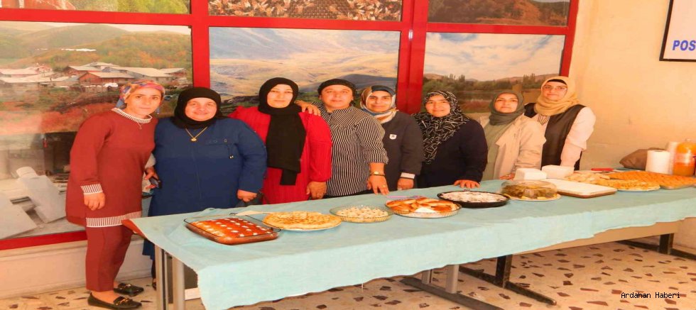 Posof Halk Eğitimi merkezi Müdürlüğünce yıl sonu sergisi açıldı 