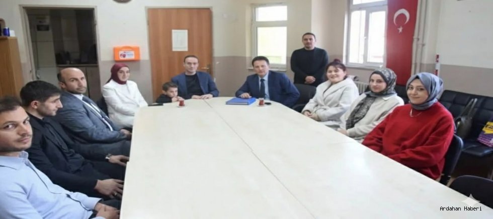 Posof Kaymakamı Kestioğlu Öğretmenlerle Bir Araya Geldi