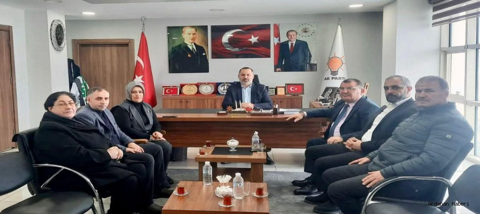 Şavşat Belediye Başkanı Durmuş Aydın’dan AK Parti Ardahan İl Başkanlığı’na Ziyaret