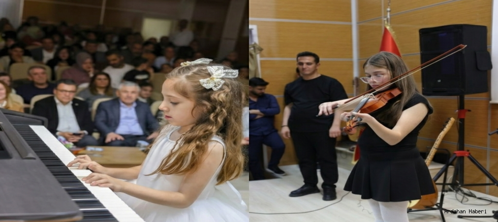 Serhat Şehrinde Sanat Melodileri: Ardahanlı Gençler Sahne Tozunu Yuttu