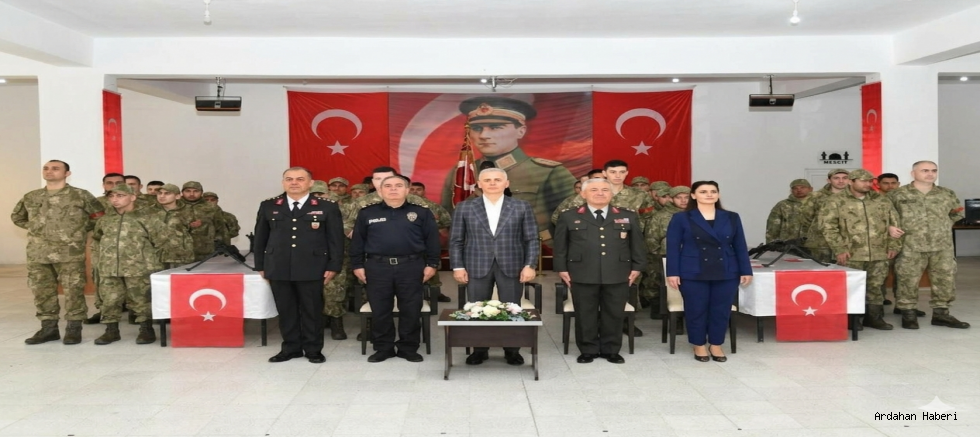 Üniforma Aşkı Engel Tanımadı: Serhat Şehri Ardahan'ın Özel Askerleri Terhis Oldu