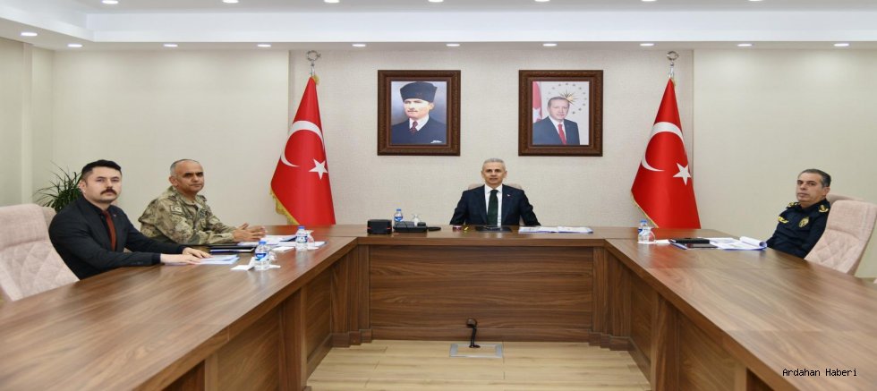 Vali Çiçekli, Düzensiz Göçle Mücadele Toplantısına Katıldı