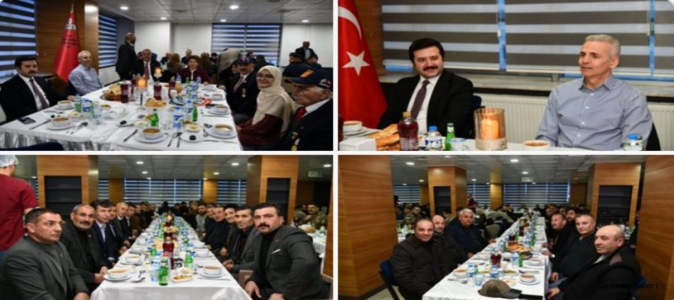 Vali Çiçekli Göle’de İftar Programına Katıldı