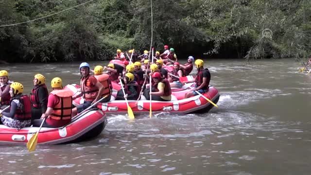 Melen Çayı'nda hafta sonu yoğunluğu
