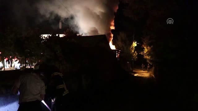 Odunluk ve balya yangını