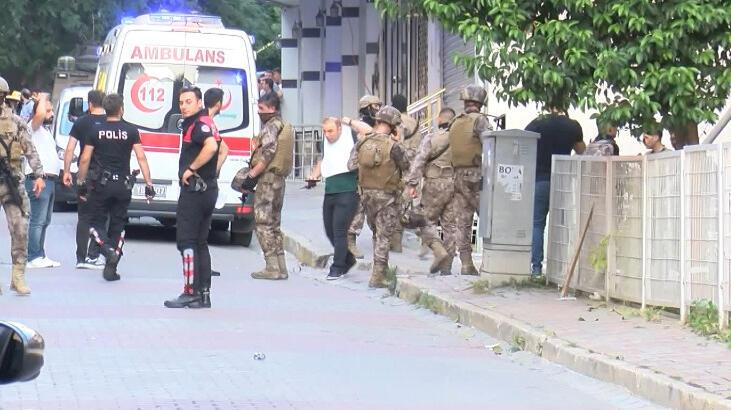 Ortalık savaş alanına döndü! Tartıştığı kişiyi vurup kendini kilitledi