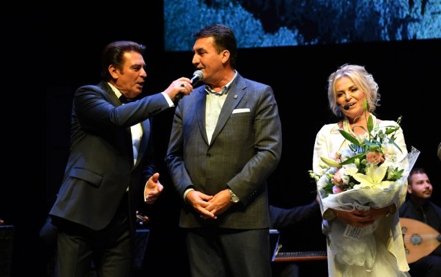 Osmangazi'den 'sanat güneşi'ne vefa gecesi