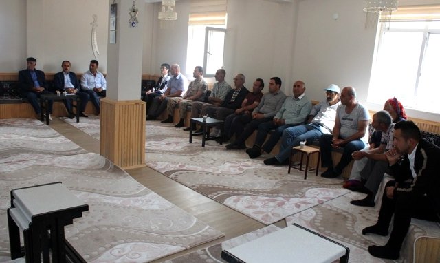 Otlukbeli'nde Halkla Buluşma Toplantısı yapıldı