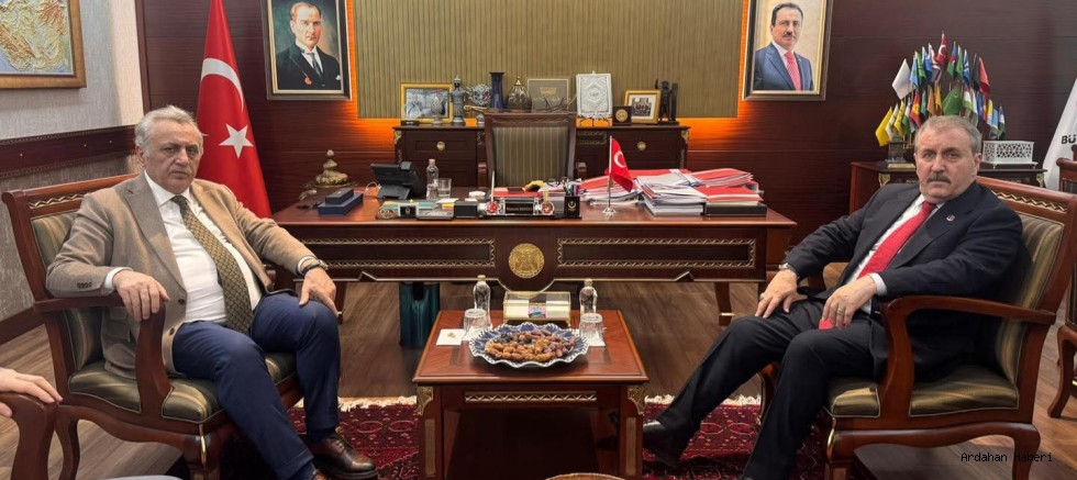 Saffet Kaya’dan BBP’nin Yıldönümünde Destici’ye Anlamlı Ziyaret