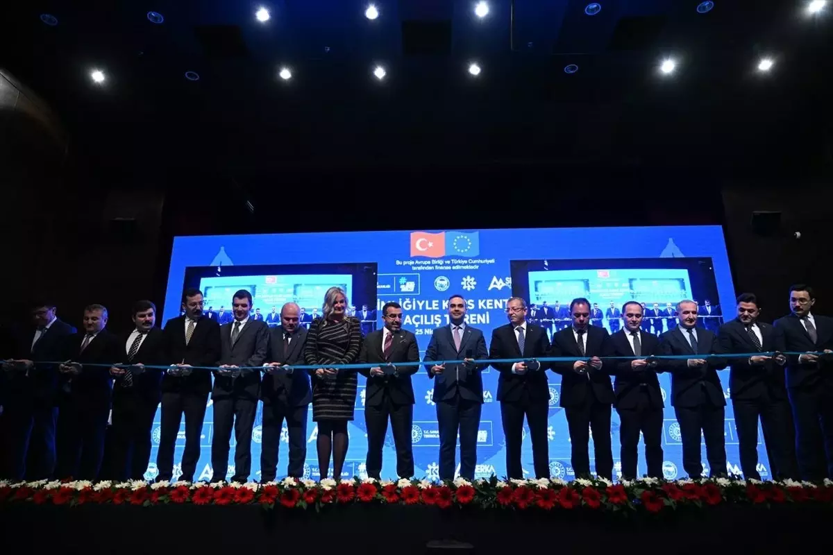 Sanayi ve Teknoloji Bakanı Kacır, 