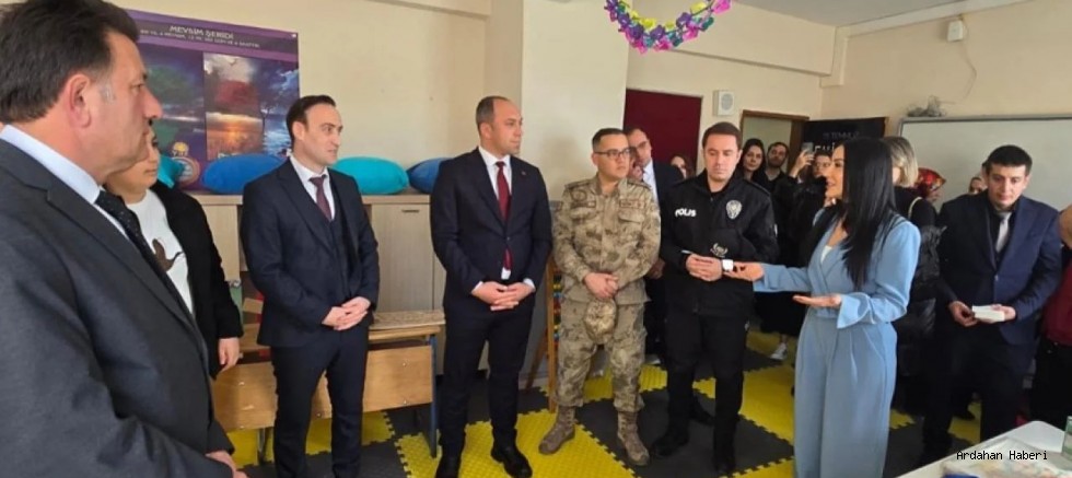 Şehitlerin adı Posof’ta özel çocukların sınıfında yaşayacak: Halit Paşa Yatılı Bölge Ortaokulu’nda anlamlı açılış