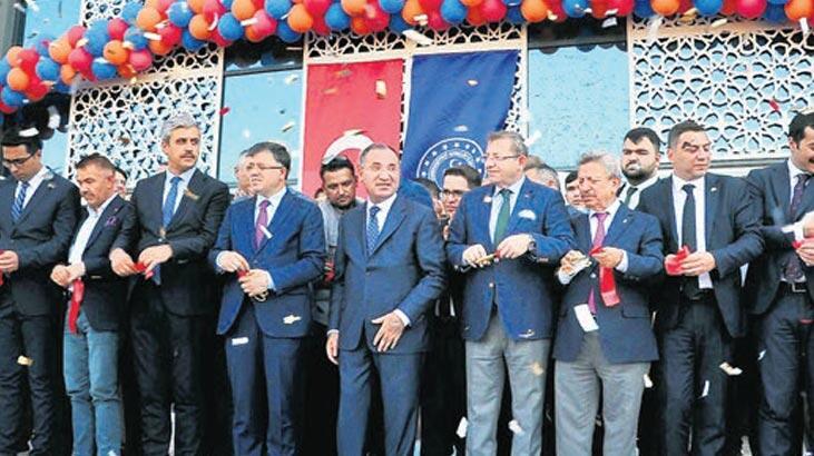 ‘Sen eylemci misin yoksa projeci misin?’