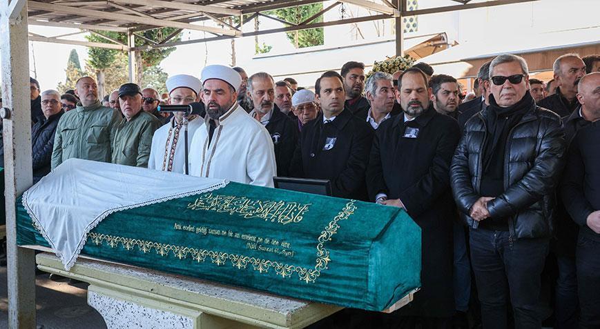 Seramik sanatçısı Nedret Çini Tanfer son yolculuğuna uğurlandı