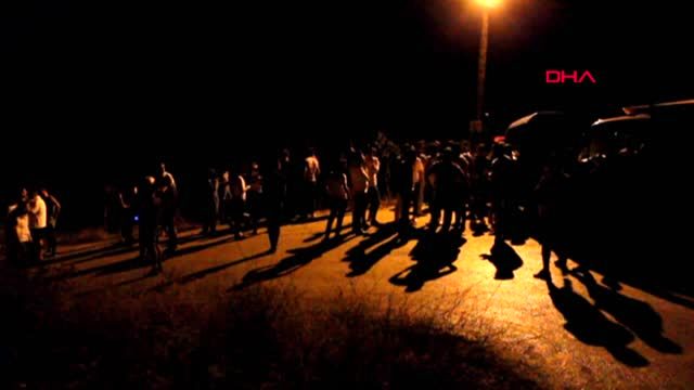 Seyir tepesinden uçuruma düşüp öldü, kurtarmak isteyen arkadaşları yaralandı