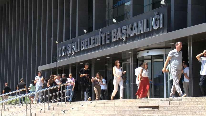 Şişli Tapu Müdürlüğü’nde yangın! Alevler kısa sürede söndürüldü