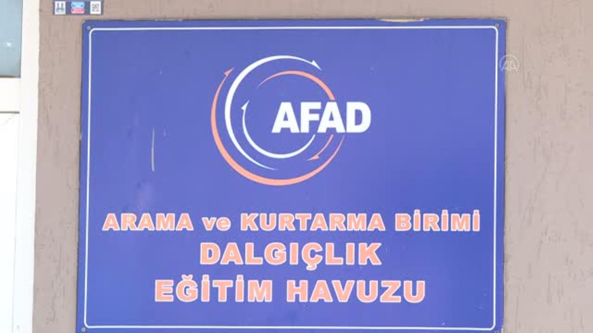 Su altı komandoları yılın 200 günü dalış yapıyor