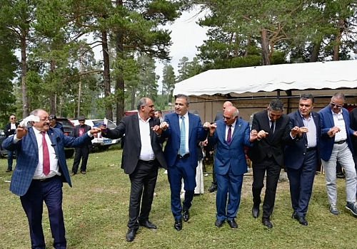 13’üncüsü düzenlenen Canibeg Yayla Şenliği renkli görüntülere sahne oldu. 