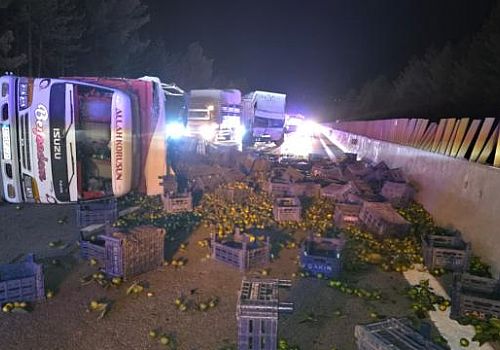 Adana’da zincirleme trafik kazası: 1 ağır yaralı