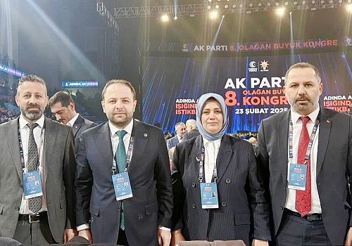 AK Parti 8. Olağan Kongresine Ardahan Milletvekili ve Ardahan Teşkilatı karıldı 
