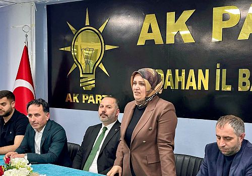 AK Parti Ardahan’da 