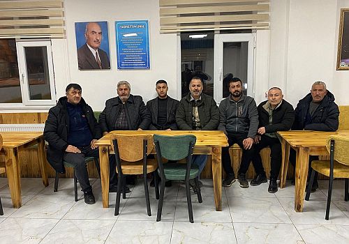 Ak Parti Ardahan İl Başkanı Hakan Aydın, Mahalle Muhtarlarıyla İftarda Buluştu