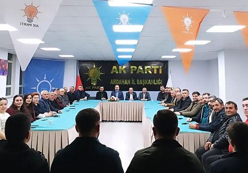 AK Parti Ardahan İl Başkanlığı’ndan Haftalık Olağan Toplantı: Sahada Etkinlik ve Üye Seferberliği Masada