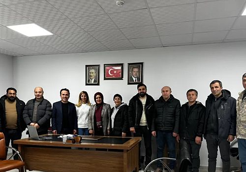 AK Parti Ardahan Kadın Kolları Başkanlığına seçilen Gülten Özdemir’e tebrik ziyareti