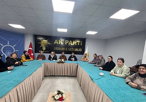AK Parti Ardahan Kadın Kolları Haftalık Olağan Toplantısını Gerçekleştirdi