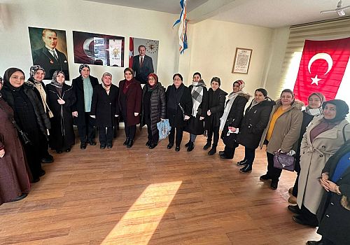 AK Parti Ardahan Kadın Kolları’ndan Hanak’a Ramazan Öncesi Ziyaret