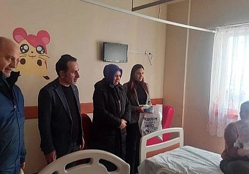 AK Parti Ardahan Merkez İlçe Başkanı Aytaç Ulutaş, Ardahan Devlet Hastanesini ziyaret etti