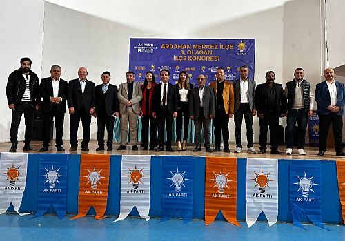 AK Parti Ardahan Merkez İlçe Teşkilatı, 8. Olağan Kongresi’ni büyük bir coşkuyla gerçekleştirdi