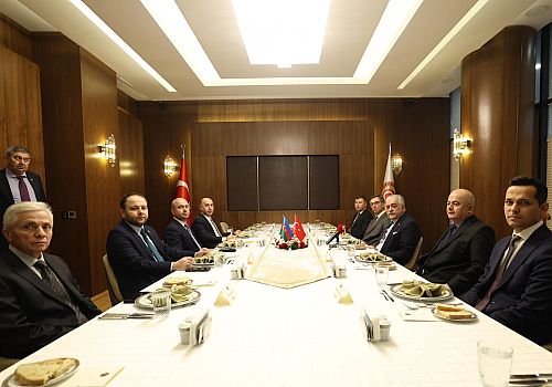 AK Parti Ardahan Milletvekili Kaan Koç, Azerbaycan heyetini TBMM'de ağırladı.