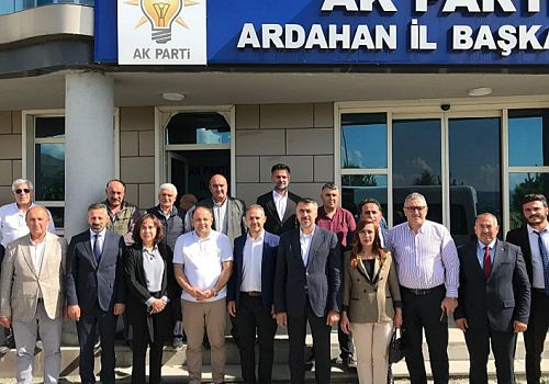 Ak Parti Ardahan Milletvekili Kaan Koç, partisinin kongre süreci öncesi teşkilatlarla toplantı düzenledi