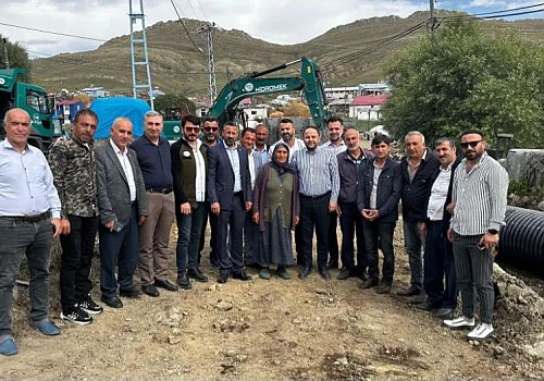 AK Parti Ardahan Milletvekili Kaan Koç, saha ziyaretlerini sürdürüyor.