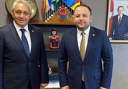 AK Parti Ardahan Milletvekili Kaan Koç Togay Çoban’ı tebrik etti 