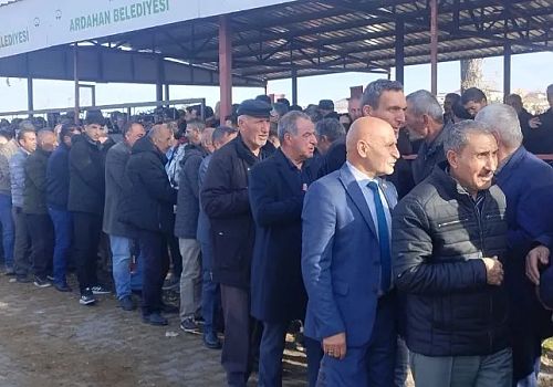 AK Parti Ardahan Milletvekili Kaan Koç’un Amcası Özkan Koç Dualarla Defnedildi