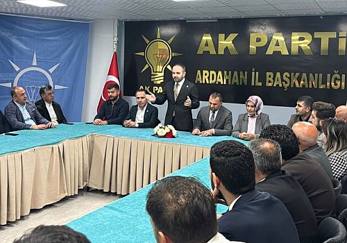 AK Parti Ardahan Teşkilatı İl Yönetim Kurulu Toplantısını Gerçekleştirdi