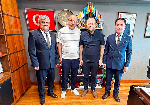 AK Parti Ardahan Teşkilatı'ndan Milletvekili Kaan Koç’a Ankara'da Ziyaret