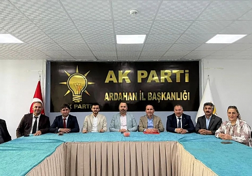 AK Parti Ardahan Teşkilatı Sahada Birlik Mesajı Verdi