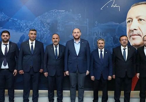 AK Parti'de Darende Mesaisi: Kaan Koç'un Koordinasyonunda Yeni Dönem Başladı