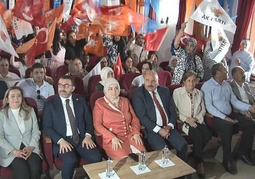 AK Parti Genel Merkez Kadın Kolları Başkanı Tuğba Işık Ercan Ardahan da konuştu 