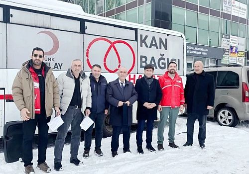 AK Parti Göle Teşkilatı’ndan Kızılay’a Kan Bağışı Desteği