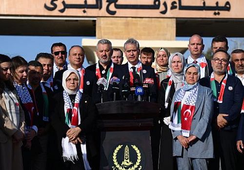 AK Parti heyeti Refah Sınır Kapısı'ndan dünyaya seslendi: Gazze halkı yalnız değildir